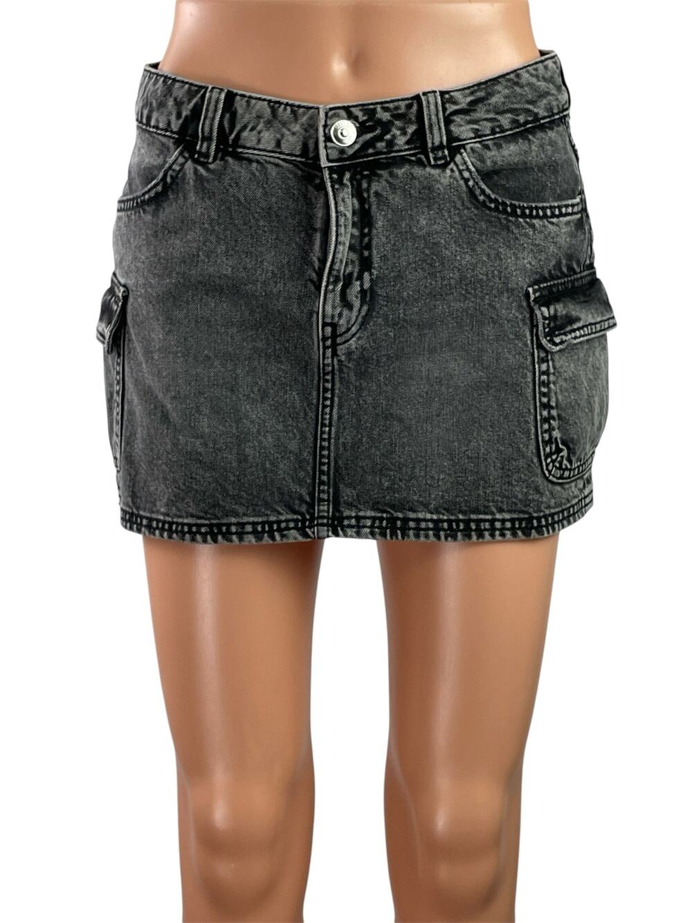 Divided by H&M Women's Gray Denim High Waisted Cargo Pockets Jean Skirts Size 2